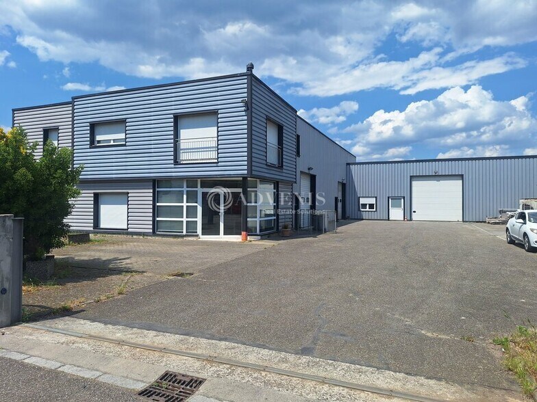 Local d’activités dans Schweighouse-sur-Moder à louer - Photo de l’immeuble – Image 2 sur 4
