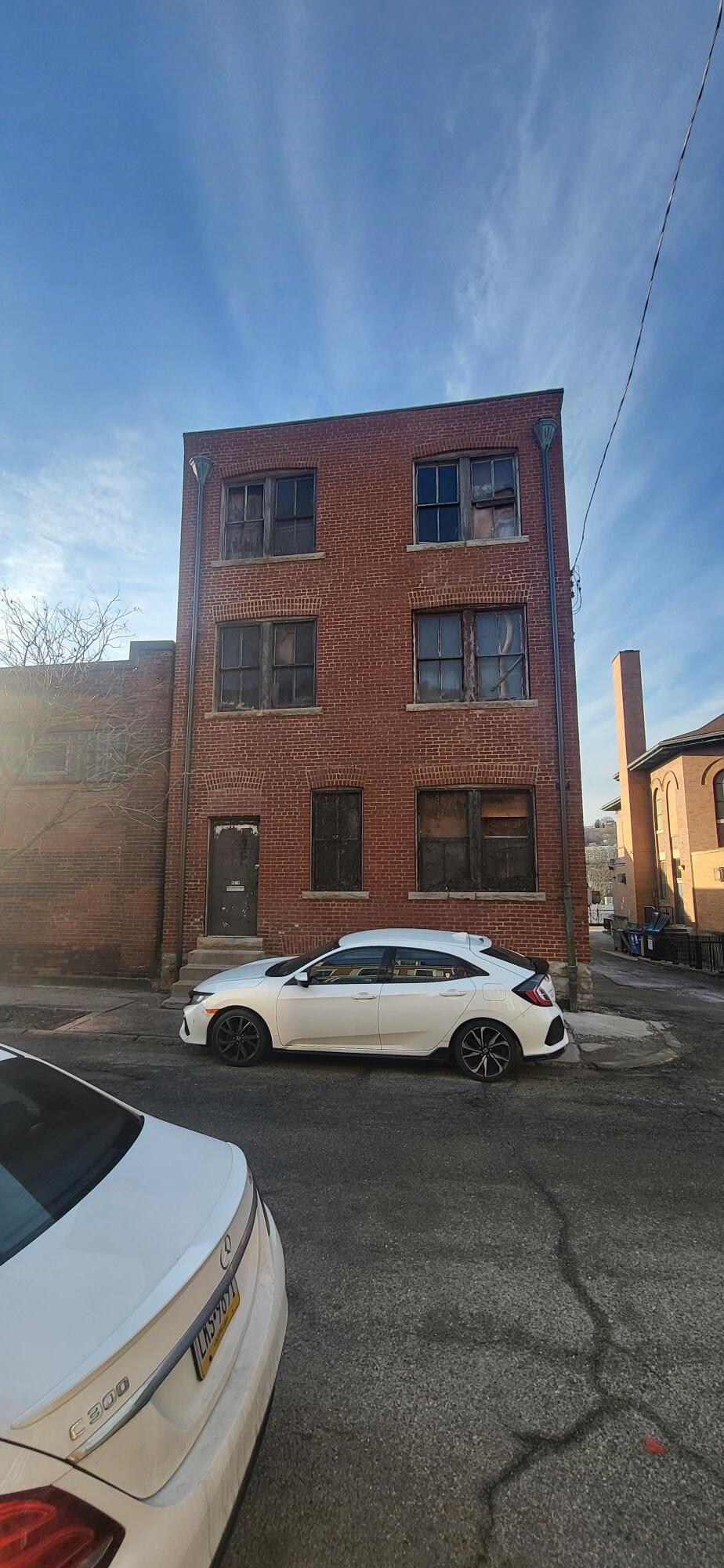 4014 Howley st, Pittsburgh, PA à vendre Photo principale– Image 1 sur 3