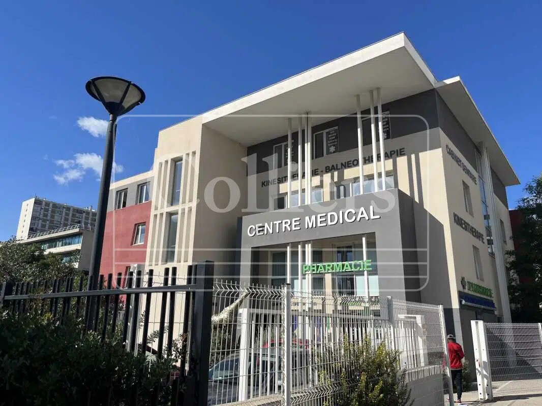 Bureau dans Marseille à vendre Photo de l’immeuble– Image 1 sur 4