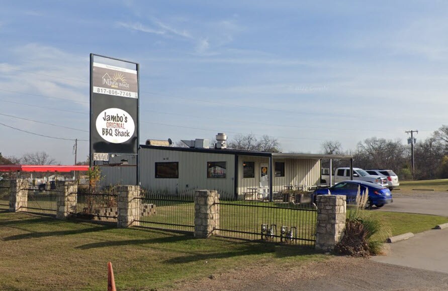 5440-5470 FM Highway 1187 portefeuille de 2 biens à vendre sur LoopNet.fr - Photo de l’immeuble – Image 3 sur 8
