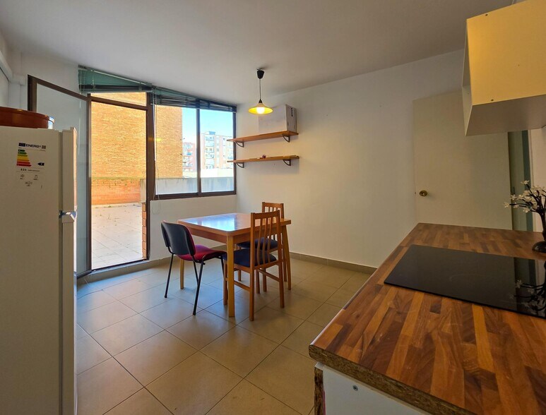 Immeuble residentiel dans Lleida, Lérida à vendre - Photo intérieure – Image 2 sur 2