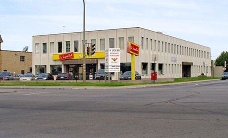 9501 Av Christophe-Colomb E, Montréal, QC à louer - Photo de l’immeuble – Image 2 sur 3