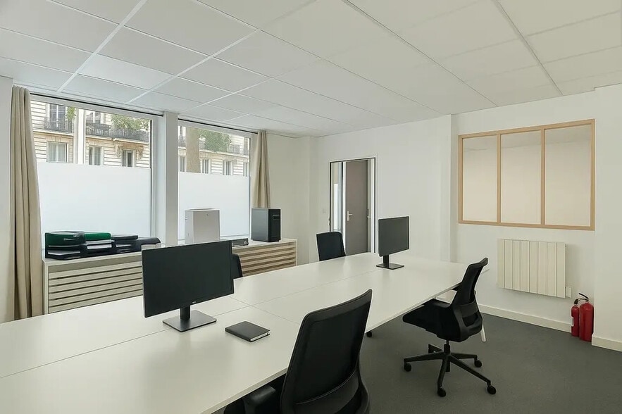 61 Avenue Du Général Michel Bizot, Paris à vendre - Photo de l’immeuble – Image 1 sur 1