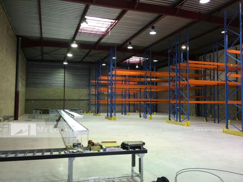 Industriel/Logistique dans Saint-Denis à louer - Photo intérieure – Image 2 sur 4