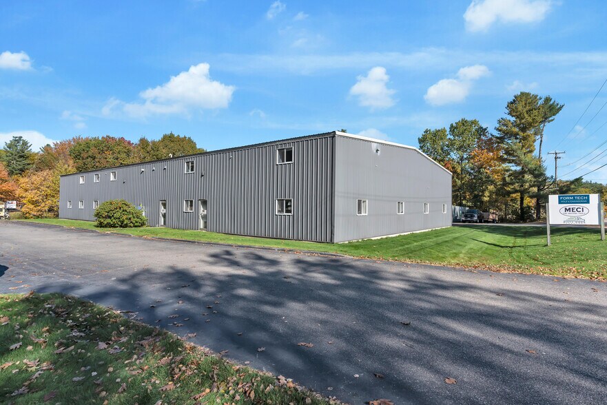19 Pomerleau St, Biddeford, ME à louer - Photo de l’immeuble – Image 2 sur 13