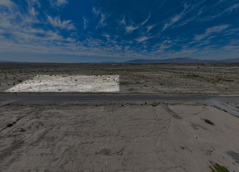 1251 East Irene Street, Pahrump, NV à vendre - Aérien – Image 2 sur 19