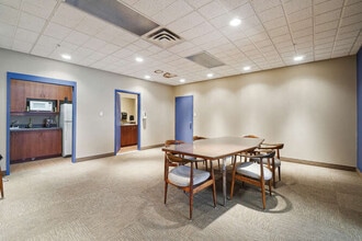 1420-1440 Rte Transcanadienne, Dorval, QC à louer Photo intérieure– Image 2 sur 6