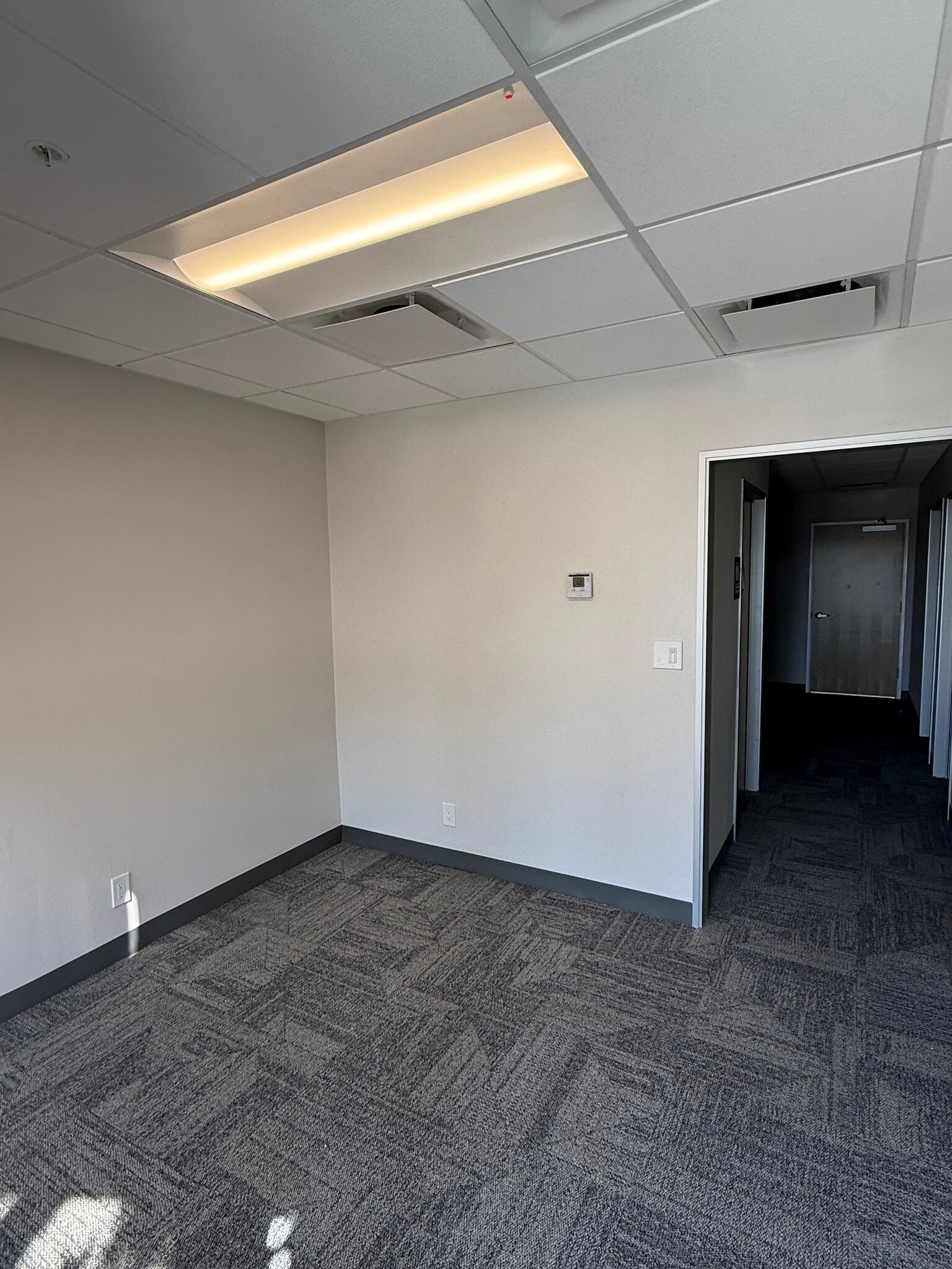 10700 Jersey Blvd, Rancho Cucamonga, CA à louer Photo intérieure– Image 1 sur 7