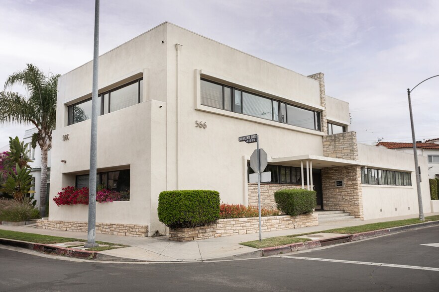 566 S San Vicente Blvd, Los Angeles, CA à louer - Photo de l’immeuble – Image 1 sur 7