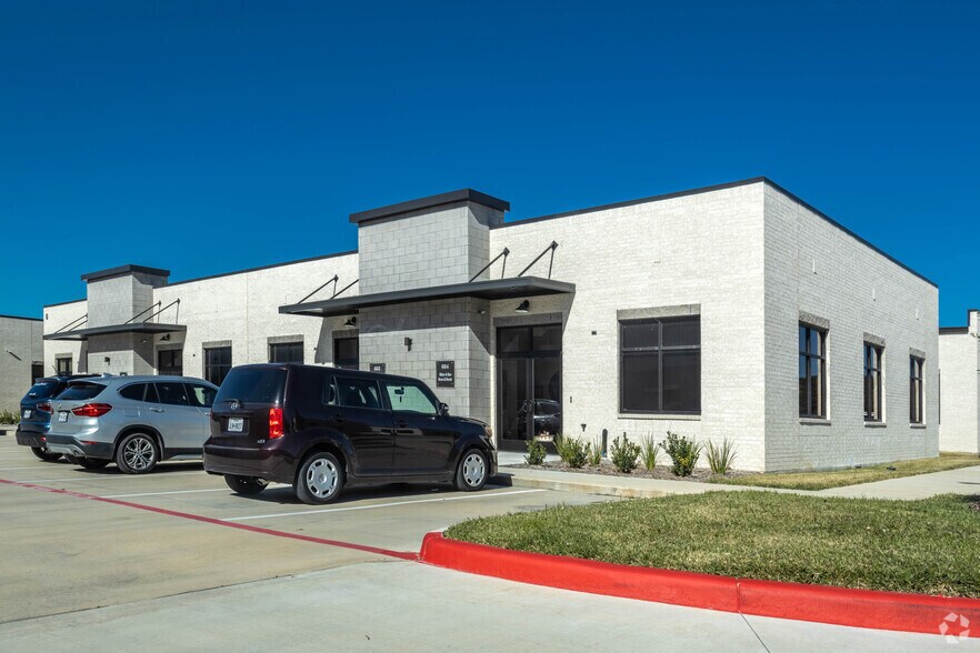 26077 Nelson Way, Katy, TX à louer - Photo de l’immeuble – Image 2 sur 2