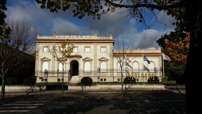 Plus de détails pour 29 Rue De Mars, Reims - Bureau à louer