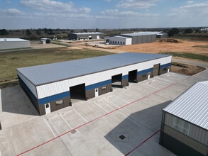 30110 Binford Park Rd, Waller, TX à louer Photo de l’immeuble– Image 1 sur 1