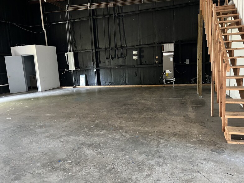 411 N 14th St, Leesburg, FL à louer - Photo de l’immeuble – Image 1 sur 7