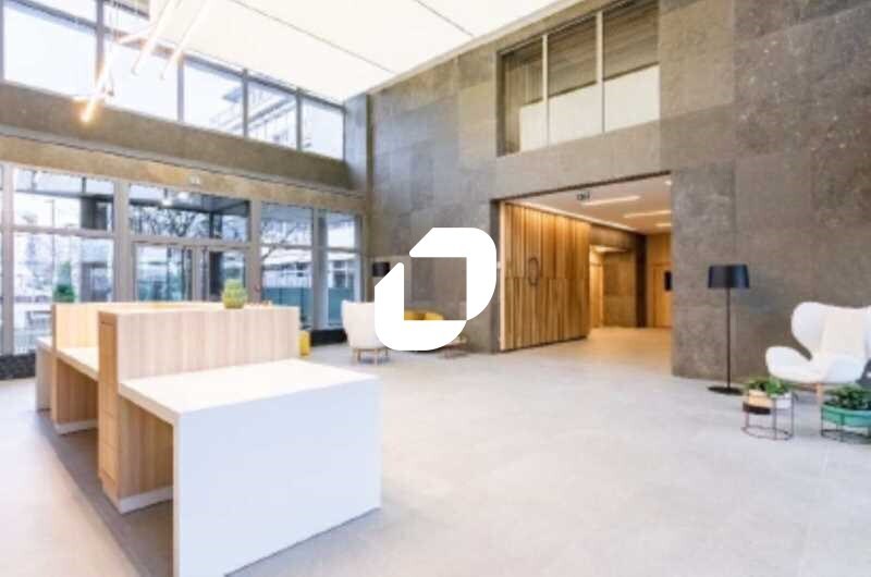 Bureau dans Saint-Denis à louer - Hall d’entrée – Image 2 sur 8