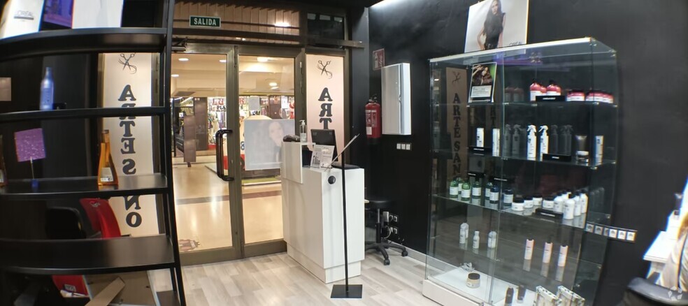 Local commercial dans Alcalá de Henares, Madrid à louer - Photo intérieure – Image 1 sur 1