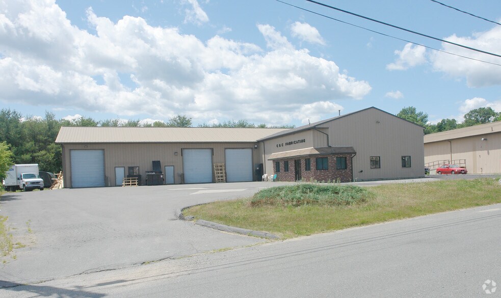 24 Hayward St, Ipswich, MA à louer - Photo de l’immeuble – Image 2 sur 2