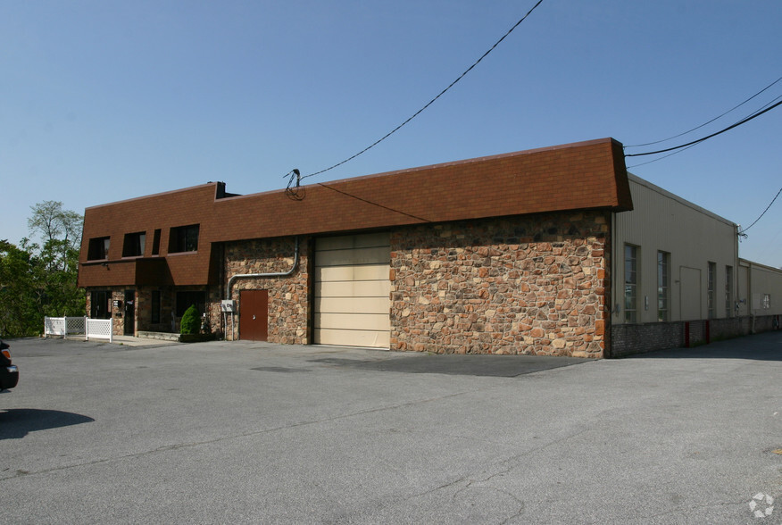 850 State St, Lemoyne, PA à louer - Photo de l’immeuble – Image 2 sur 21