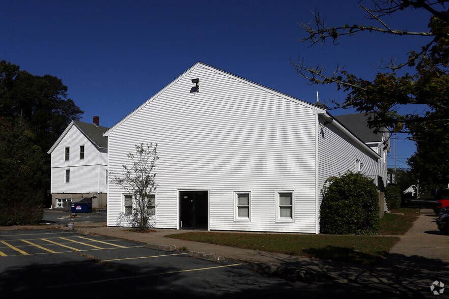77 State Rd, Dartmouth, MA à louer - Photo de l’immeuble – Image 3 sur 19