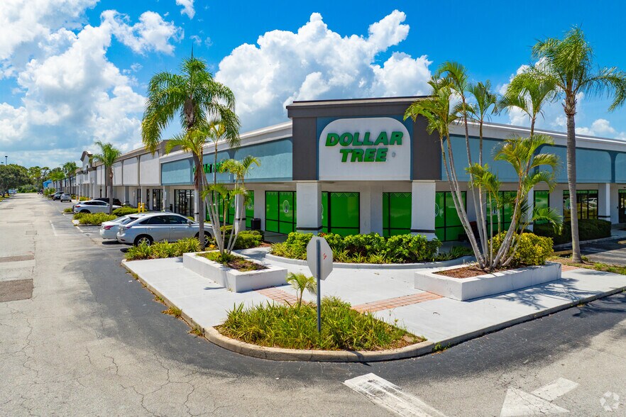 1220-1296 Sarno Rd, Melbourne, FL à louer - Photo de l’immeuble – Image 2 sur 16