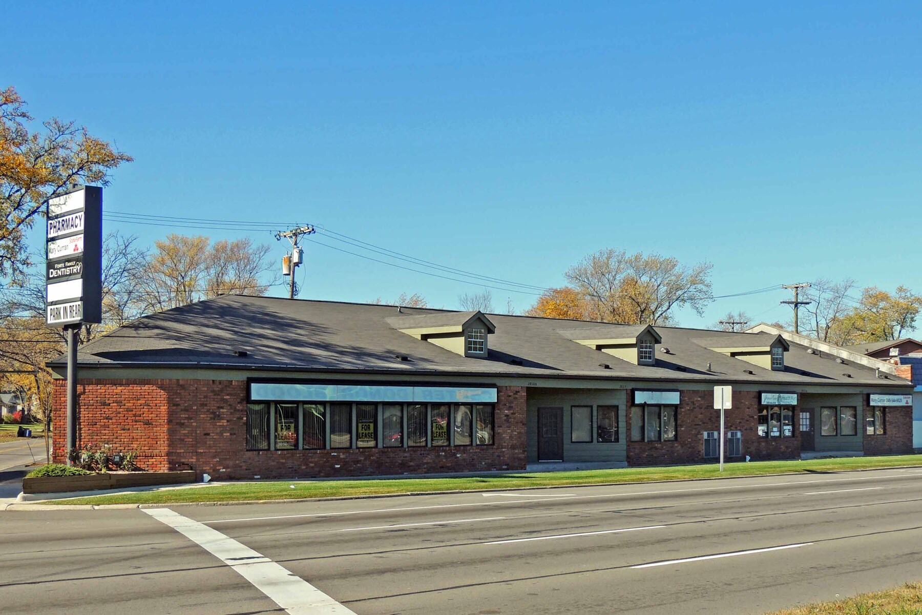 28105-28151 Woodward Ave, Berkley, MI à louer Photo de l’immeuble– Image 1 sur 5