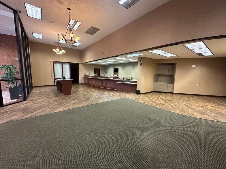 100 Main St, Fort Worth, TX à louer - Hall d’entrée – Image 3 sur 20