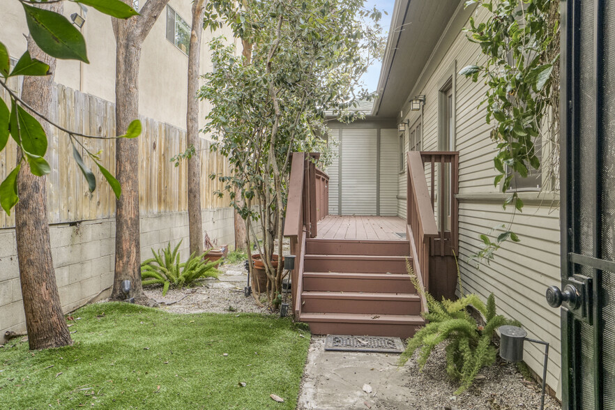 1332 10th St, Santa Monica, CA à vendre - Photo de l’immeuble – Image 3 sur 42