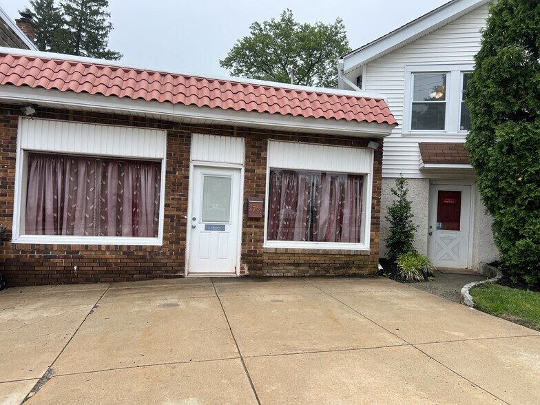 2733 Limekiln Pike, Glenside, PA à vendre - Photo de l’immeuble – Image 2 sur 3