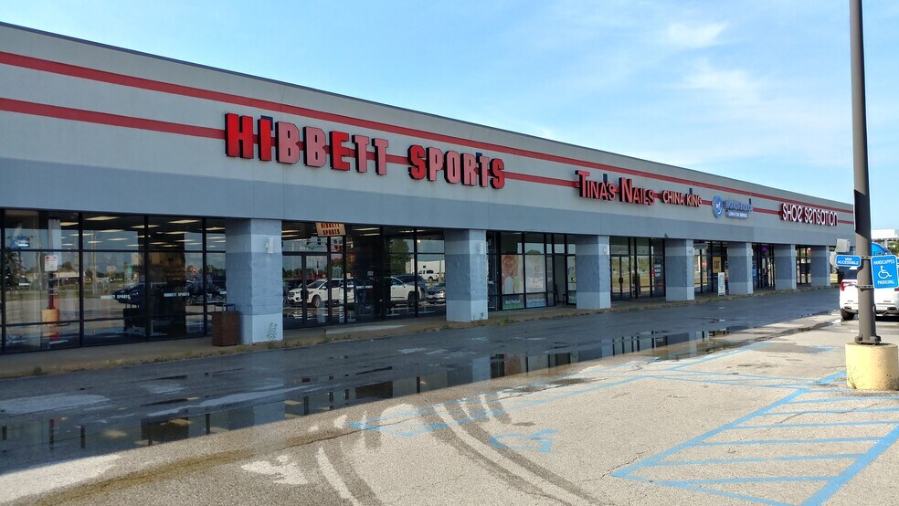 1320 E Highway 24, Moberly, MO à louer - Photo de l’immeuble – Image 1 sur 6