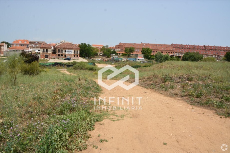 Terrain dans Torrejón del Rey, Guadalajara à vendre Photo principale– Image 1 sur 2