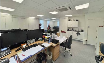 Salmon Fields, Oldham à louer Photo intérieure– Image 1 sur 6