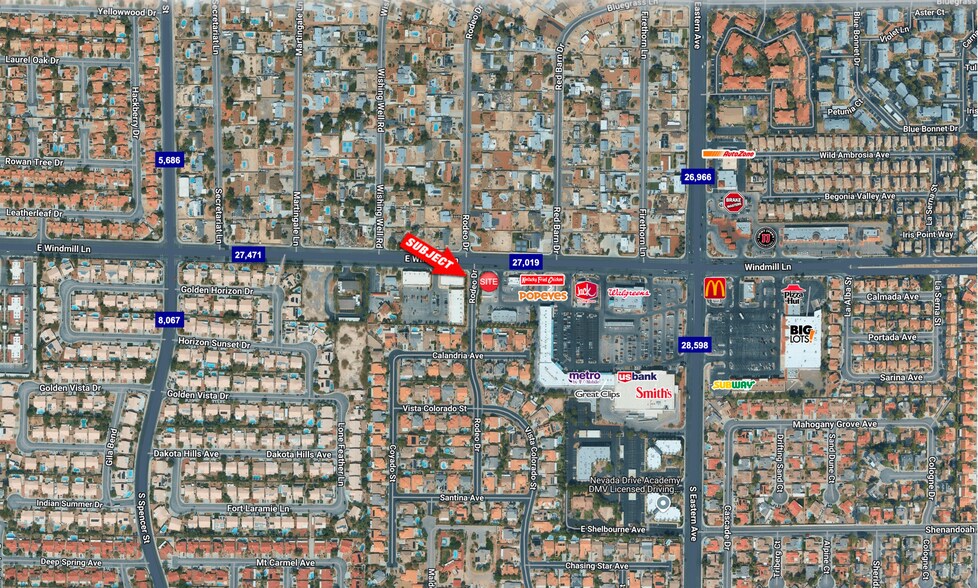 2165 E Windmill Ln, Las Vegas, NV à vendre - Photo de l’immeuble – Image 3 sur 17