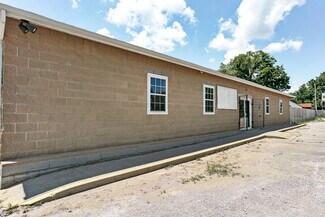 Plus de détails pour 6419 Flaherty Rd, Vine Grove, KY - Local commercial à vendre