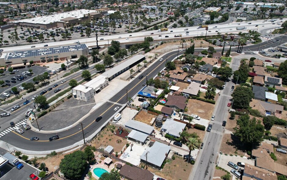 14550 Garvey Ave, Baldwin Park, CA à louer - Photo de l’immeuble – Image 1 sur 8