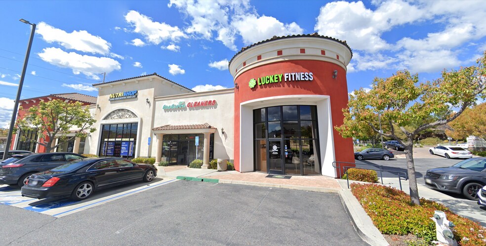 Margarita Rd, Temecula, CA à louer - Photo de l’immeuble – Image 1 sur 5