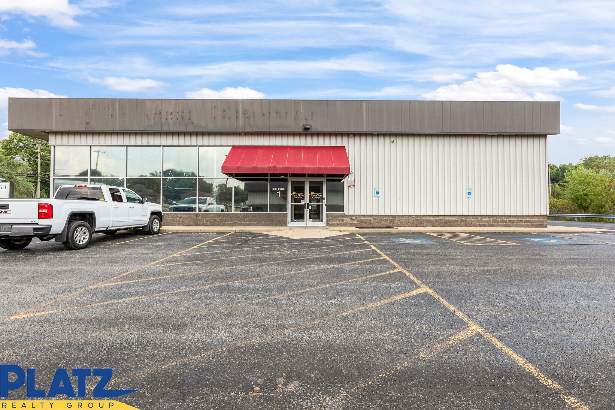 15258 State Route 170, Calcutta, OH à vendre Photo de l’immeuble– Image 1 sur 19