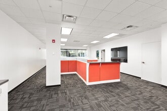 10304 Spotsylvania Ave, Fredericksburg, VA à louer Photo intérieure– Image 2 sur 6