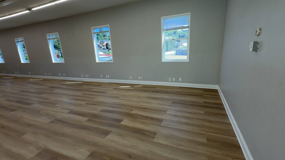 435 Valley View Rd, El Sobrante, CA à louer - Vidéo sur l’annonce professionnelle – Image 2 sur 24