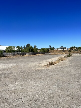 Plus de détails pour 514 Maple St, Ramona, CA - Terrain à louer