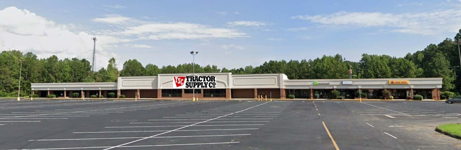 1002-1012 E Main St, Cherryville, NC à louer Photo principale– Image 1 sur 4