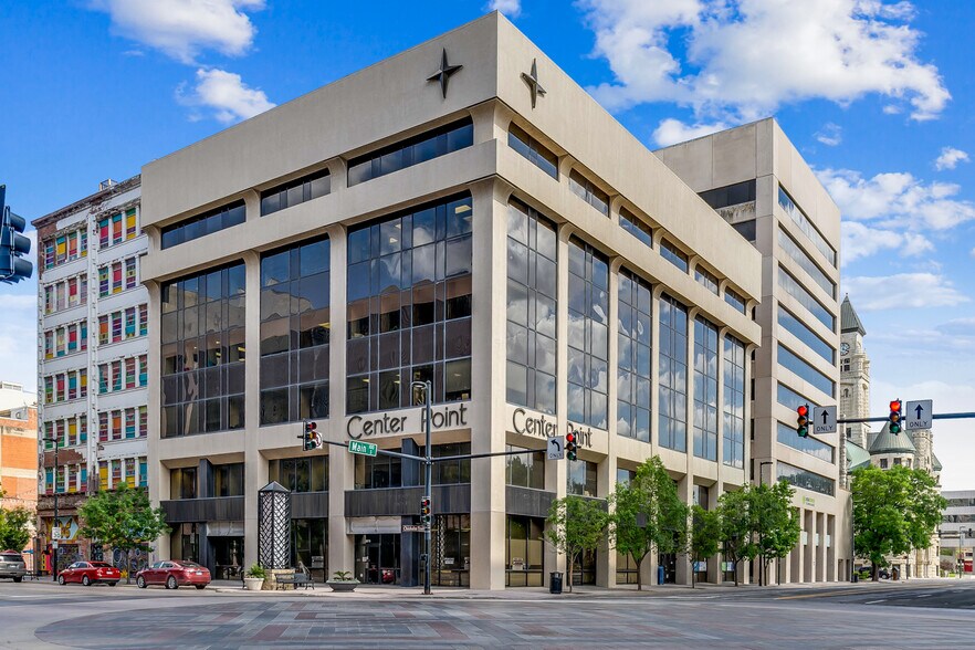 100 S Main St, Wichita, KS à louer - Photo principale – Image 1 sur 10