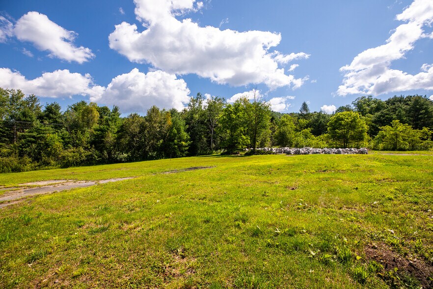 458 Woodstock Rd, Woodstock, VT à vendre - Photo de l’immeuble – Image 3 sur 5