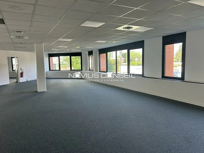 Bureau dans Labège à louer - Photo de l’immeuble – Image 3 sur 5