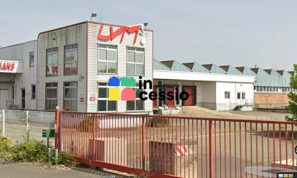 Local d'activités dans Le Mans à vendre - Photo de l’immeuble – Image 2 sur 9