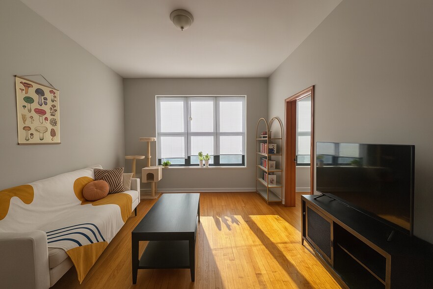 2010 W Chicago Ave, Chicago, IL à vendre - Photo intérieure – Image 3 sur 6