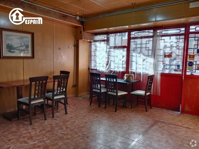 Immeuble residentiel dans Madrid, Madrid à vendre - Photo intérieure – Image 1 sur 1