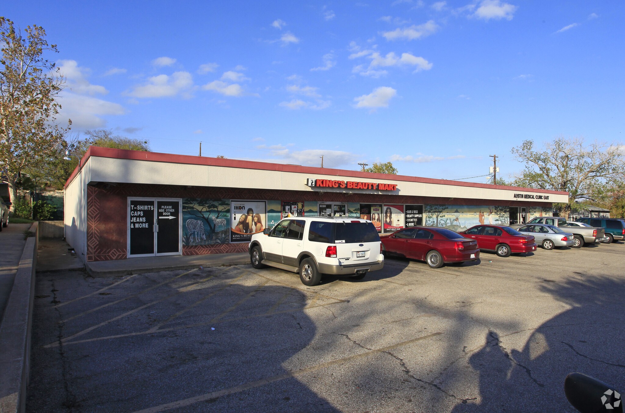 3230-3232 E Martin Luther King Jr Blvd, Austin, TX à louer Photo principale– Image 1 sur 5