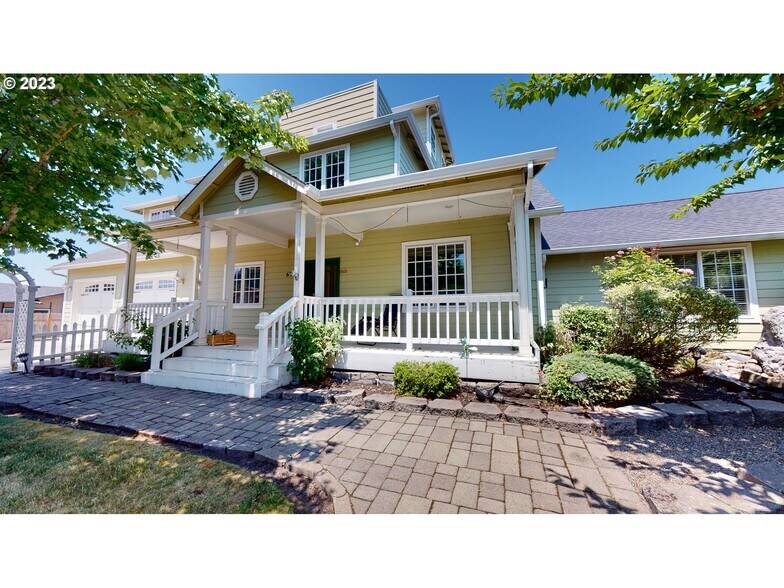250 68th St, Springfield, OR à vendre - Photo de l’immeuble – Image 1 sur 53