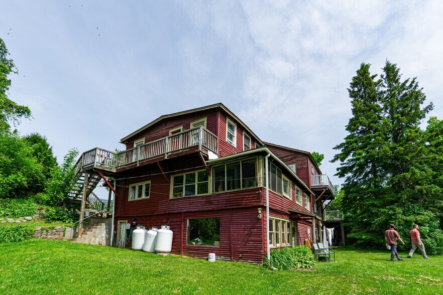 5734 NY-86, Wilmington, NY à vendre - Photo de l’immeuble – Image 2 sur 10