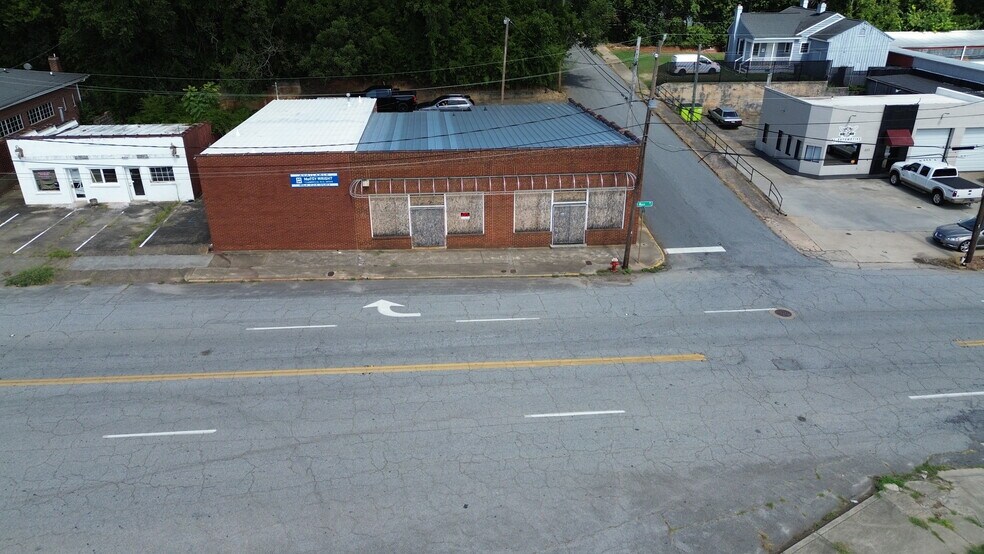 711 S Main St, Anderson, SC à vendre - Photo de l’immeuble – Image 2 sur 2