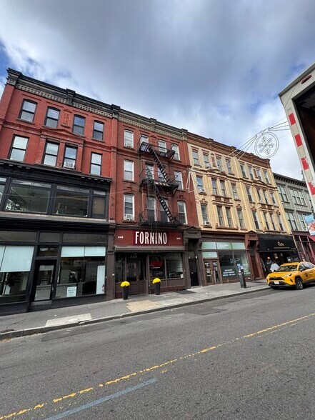 849 Manhattan Ave, Brooklyn, NY à vendre - Photo de l’immeuble – Image 2 sur 4
